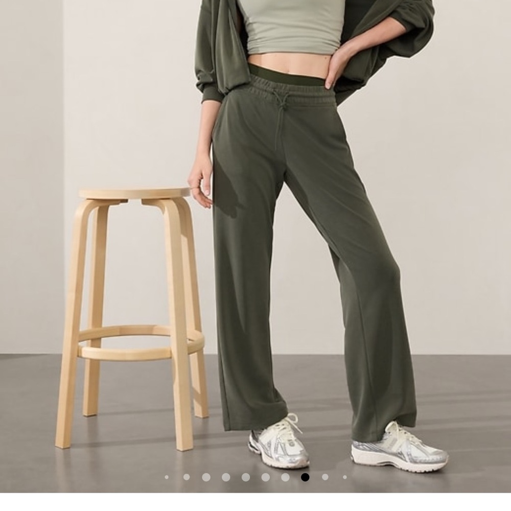 Athleta Seasoft Pant Small TALL